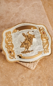 Montana Silversmiths® Large Bull Rider Scalloped Trophy Buckle