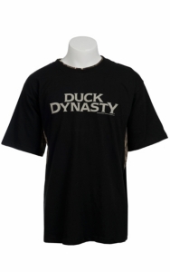Duck Dynasty® Men's Black & Realtree™ Max-4 Camo Logo T-Shirt