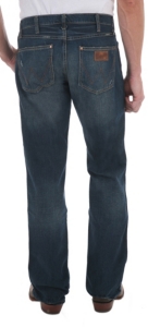 Wrangler® Retro™ Men’s Premium Patch Banjo Blue Wash Slim Fit Jeans- 38