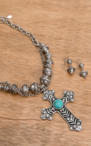 Wear N.E. Wear® Silver, Turquoise and Aztec Beads Necklace Jewelry Set