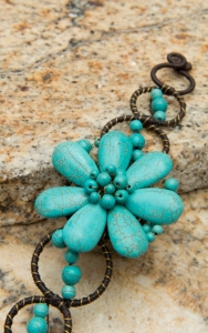 Pannee® Turquoise Stone Flower & Gold Wire Bracelet