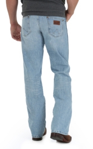 Wrangler® Retro™ Men's Crest Light Stone Wash Boot Cut Jean- Tall Length