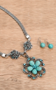 Wear N.E. Wear® Turquoise and Silver Flower Pendant w/ Rose Accents Necklace Jewelry Set