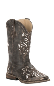 black boots cavender's