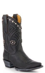 womens short black cowboy boots